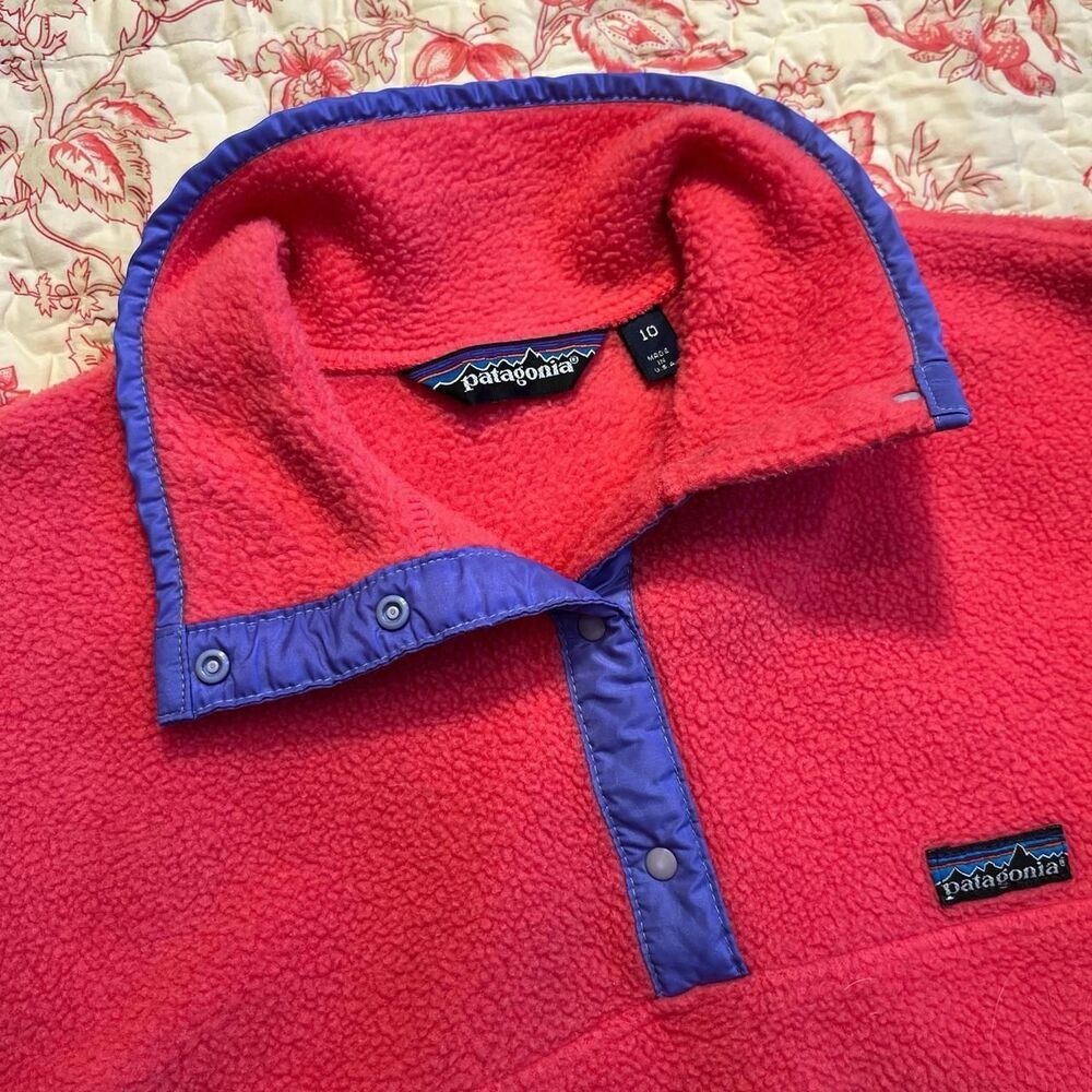 Patagonia Women's Pink and Red Jumper
